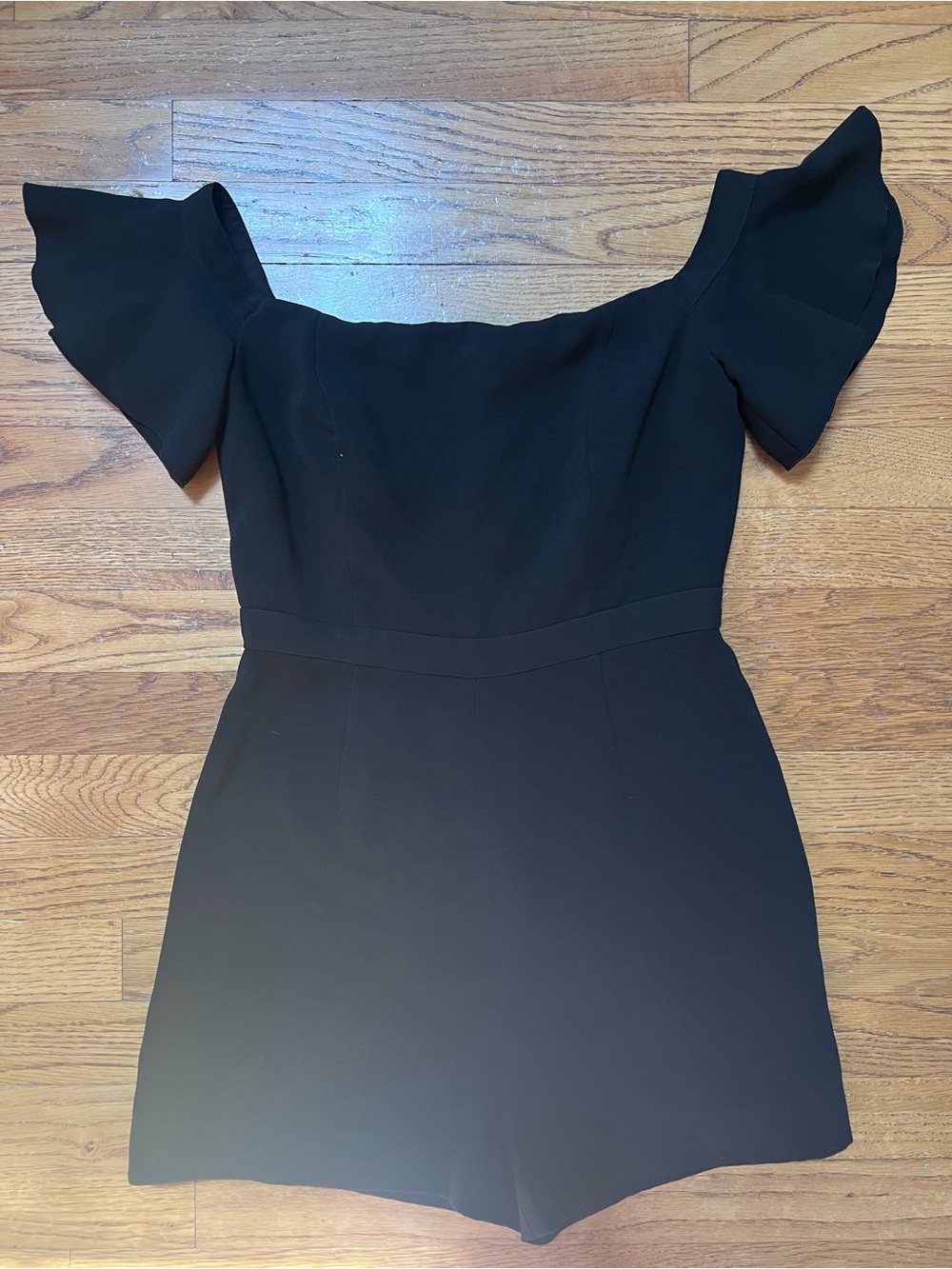 Rachel Zoe Black Ruffle Sleeve Romper Size 4
